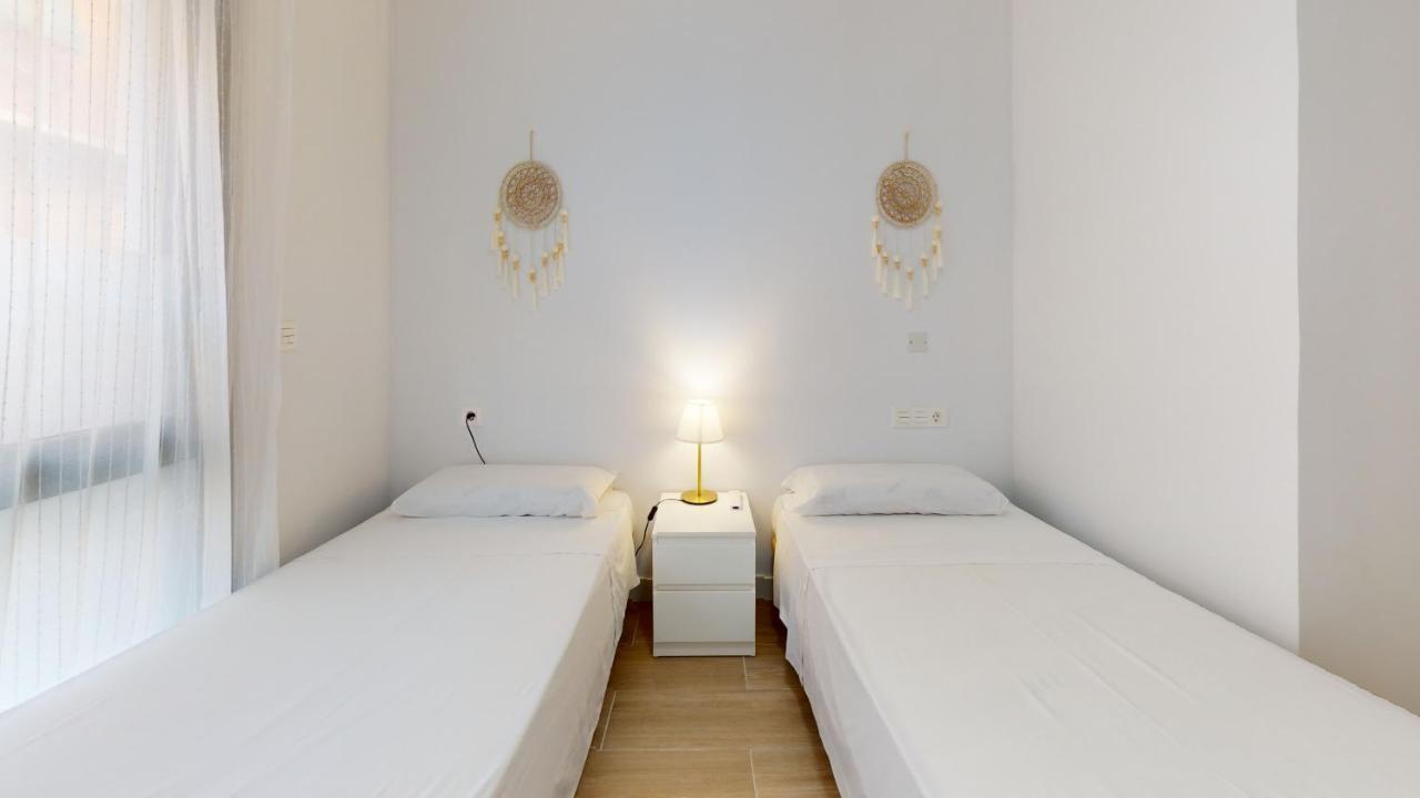 Alicante Colorful Center Bajo Apartment Екстериор снимка