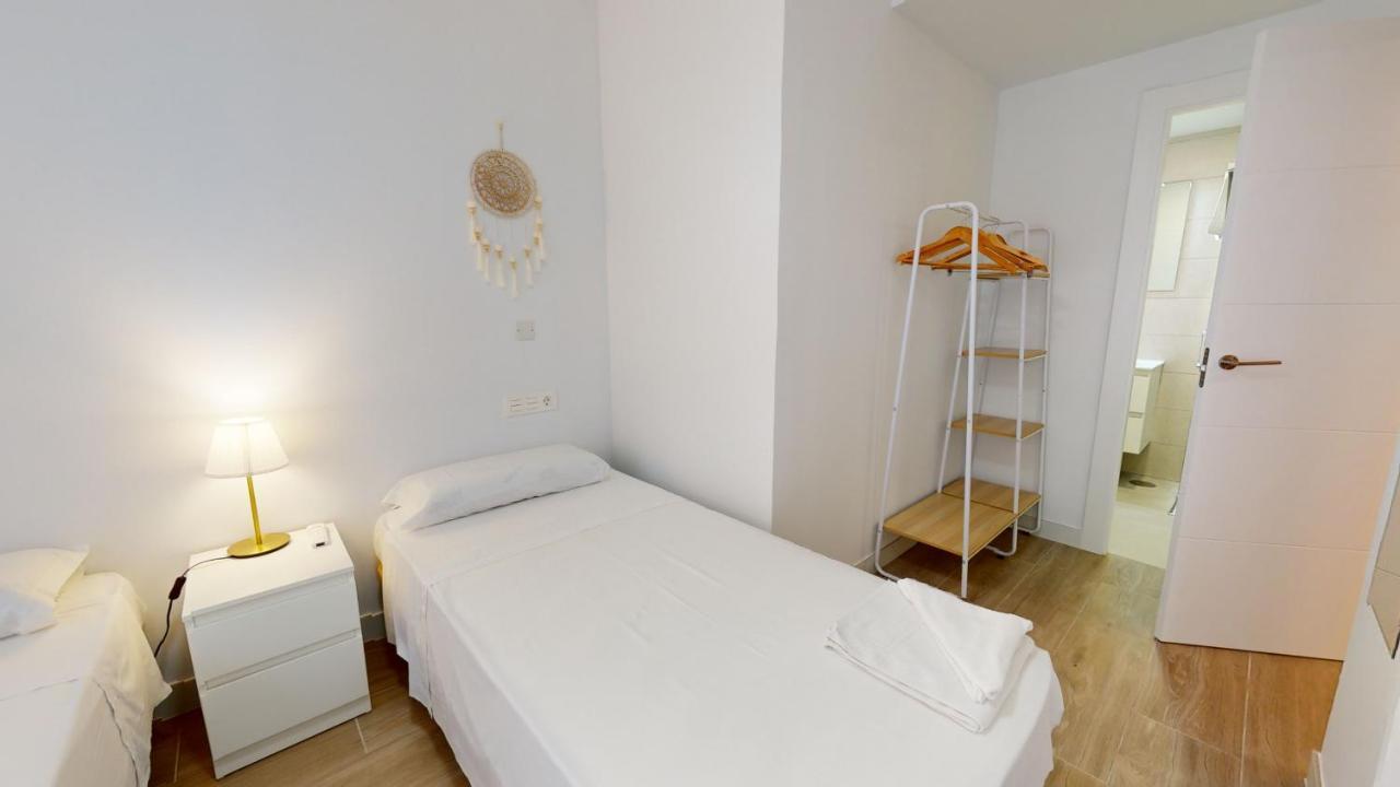 Alicante Colorful Center Bajo Apartment Екстериор снимка